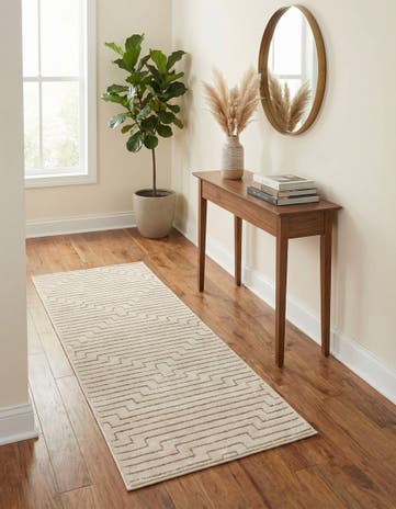 2' x 6' Vogue Geo Runner Rug