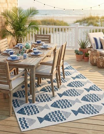 6' x 9' Easy-Clean Coastal Indoor / Outdoor Rug