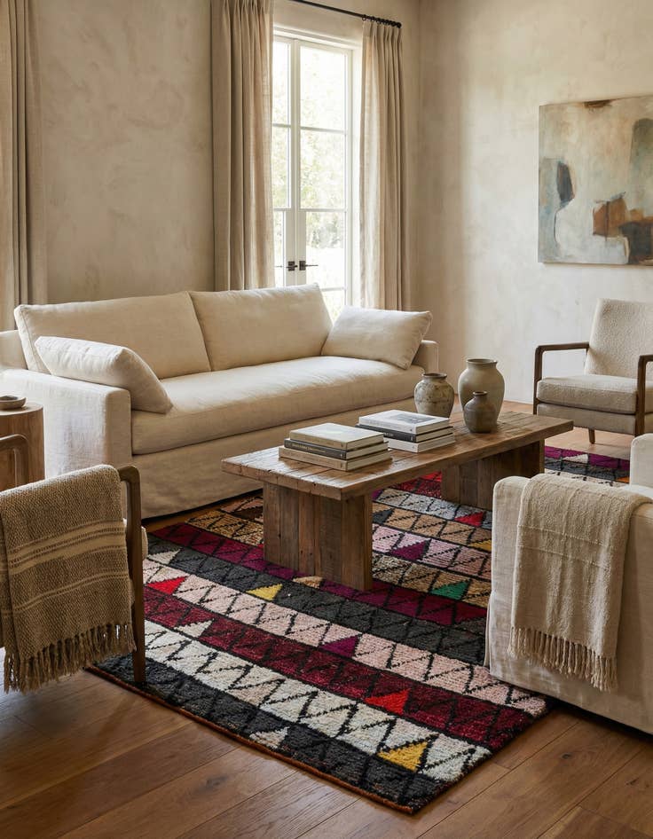 Detail image of 6' 5 x 10' 3 Hand Knotted Darya Wool Rug