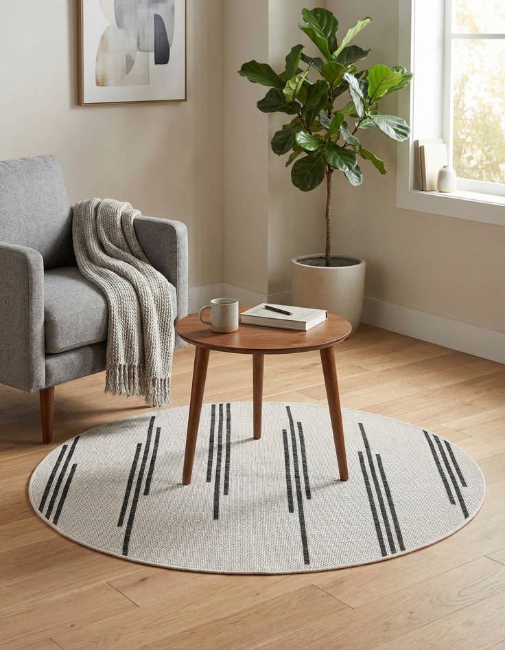 Detail image of  3' x 3'  Washable Modern Indoor / Outdoor Round Rug