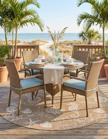 10' x 10' Easy-Clean Coastal Indoor / Outdoor Round Rug