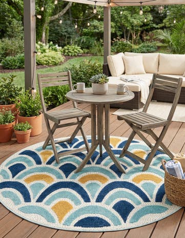 5' 3 x 5' 3 Easy-Clean Belize Indoor / Outdoor Round Rug