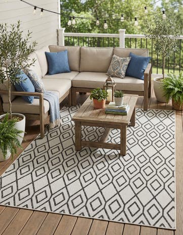 7' x 10' Easy-Clean Jill Zarin Turks and Caicos Indoor / Outdoor Rug