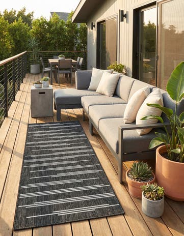 Black and White Easy-Clean Modern Indoor / Outdoor Runner Rug