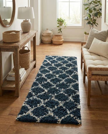  2' x 6' Lattice Shag Runner Rug