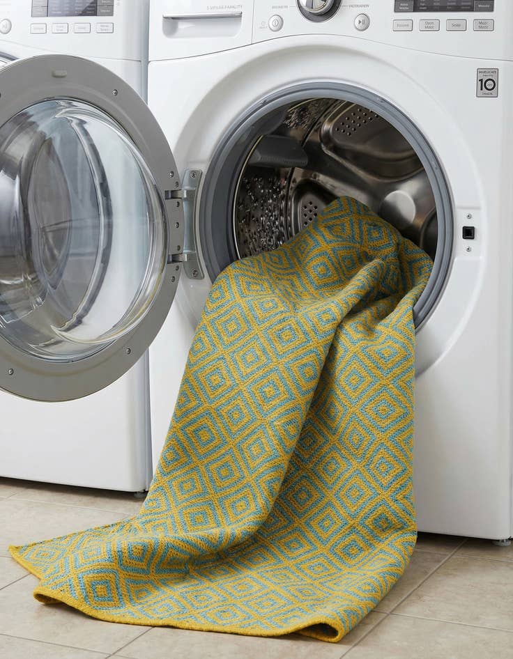 Detail image of 6' x 9'  Washable Jill Zarin Costa Rica Indoor / Outdoor Rug