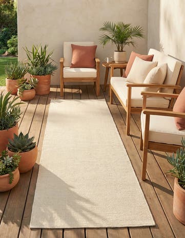 2' 7 x 10' Easy-Clean Jill Zarin Palm Springs Indoor / Outdoor Runner Rug