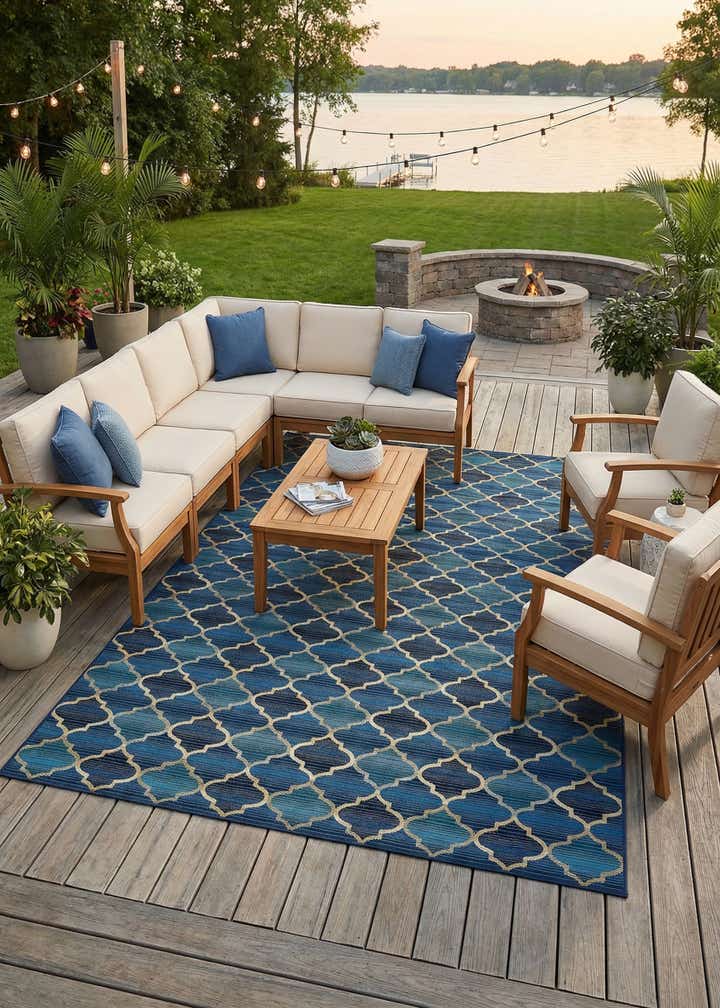 8' x 11' 4 Easy-Clean Trellis Indoor / Outdoor Rug