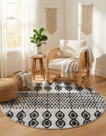 7' x 7' Cherokee Round Rug