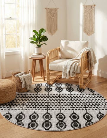 7' x 7' Cherokee Round Rug