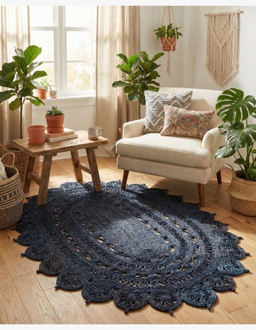 4' 1 x 6' 1 Handmade Braided Jute Oval Rug