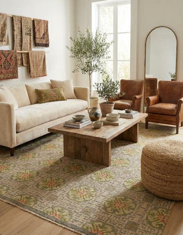 5' 7 x 8' 3 Hand Knotted Darya Wool Rug
