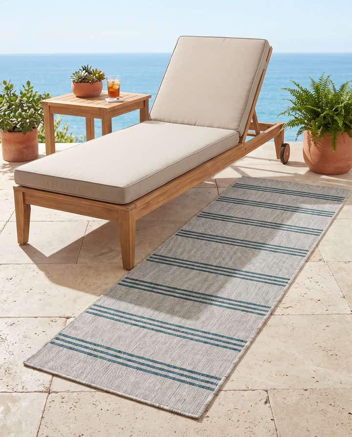 2' x 6' Easy-Clean Jill Zarin Anguilla Indoor / Outdoor Runner Rug