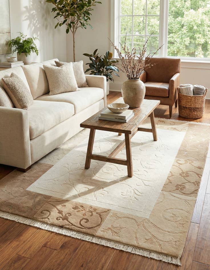 Detail image of 4' 7 x 6' 8  Hand Knotted Darya Wool Rug