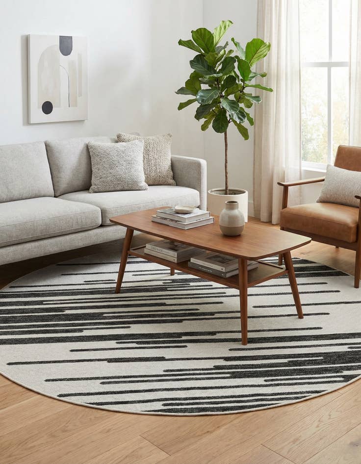 Detail image of 6' x 6'  Washable Modern Indoor / Outdoor Round Rug