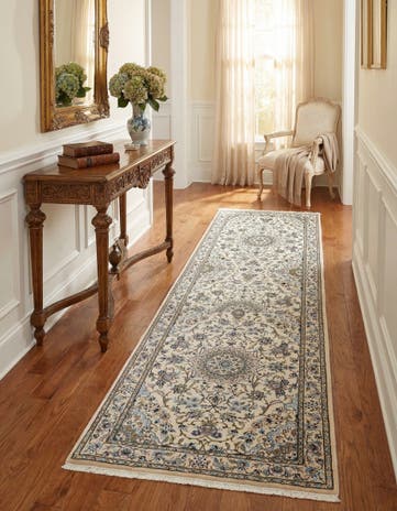 2' 5 x 10' 7 Nain Runner Rug