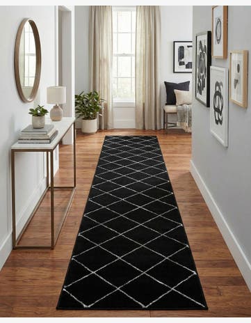 Black and Silver Vogue Geo Runner Rug