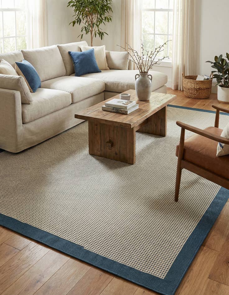 Detail image of 10' x 14'  Washable Border Indoor / Outdoor Rug