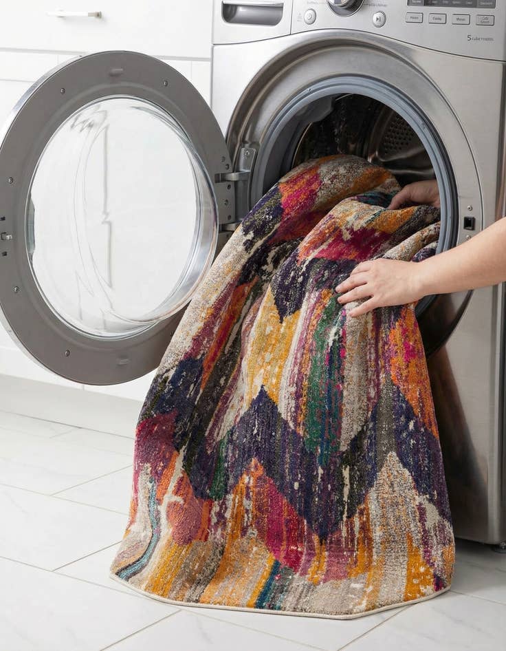 Detail image of 7' 10 x 7' 10  Washable Vivid Octagon Rug