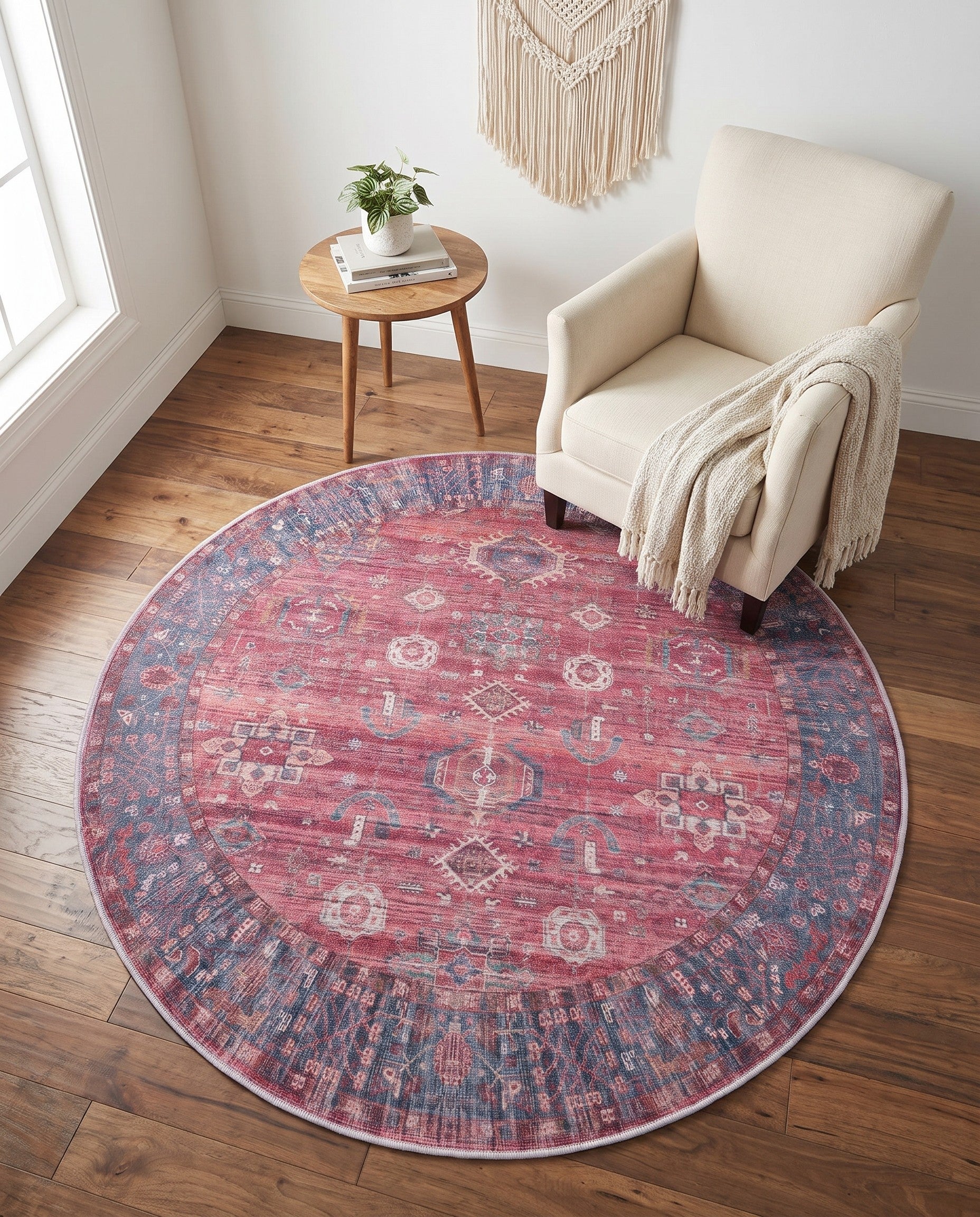 125cm x 125cm Maahru Round Rug