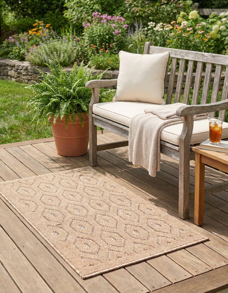 Detail image of  2' x 3'  Washable Trellis Textured Indoor / Outdoor Rug