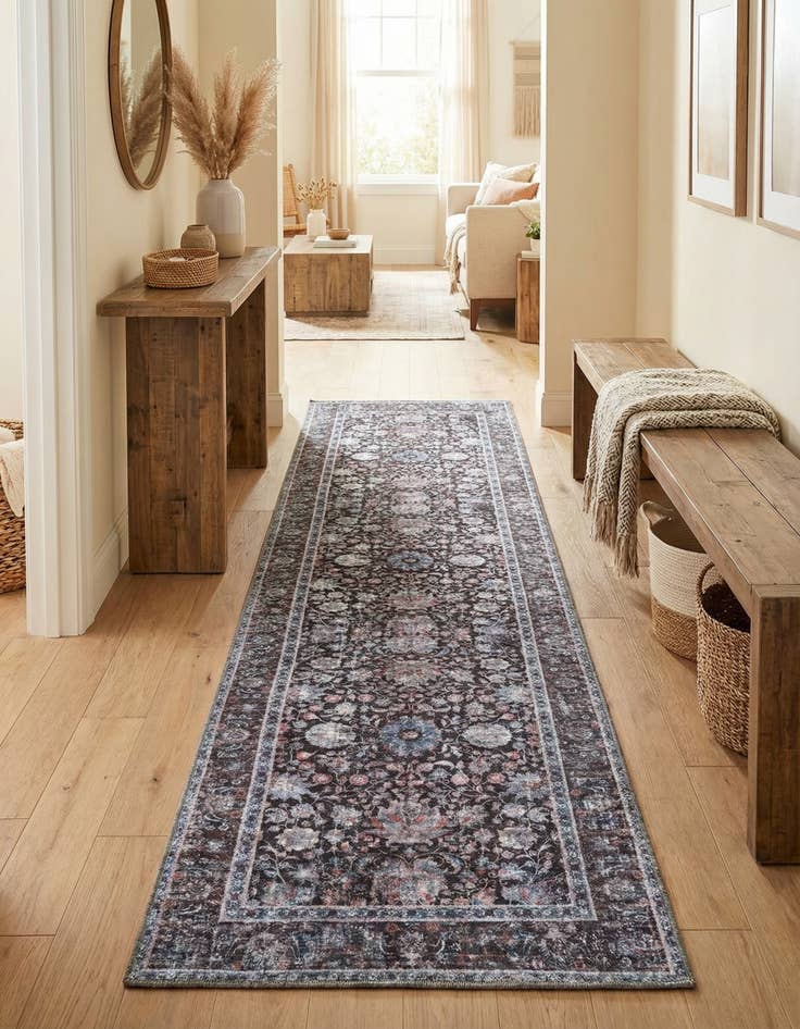 Detail image of 2' 7 x 10' Yara Runner Rug