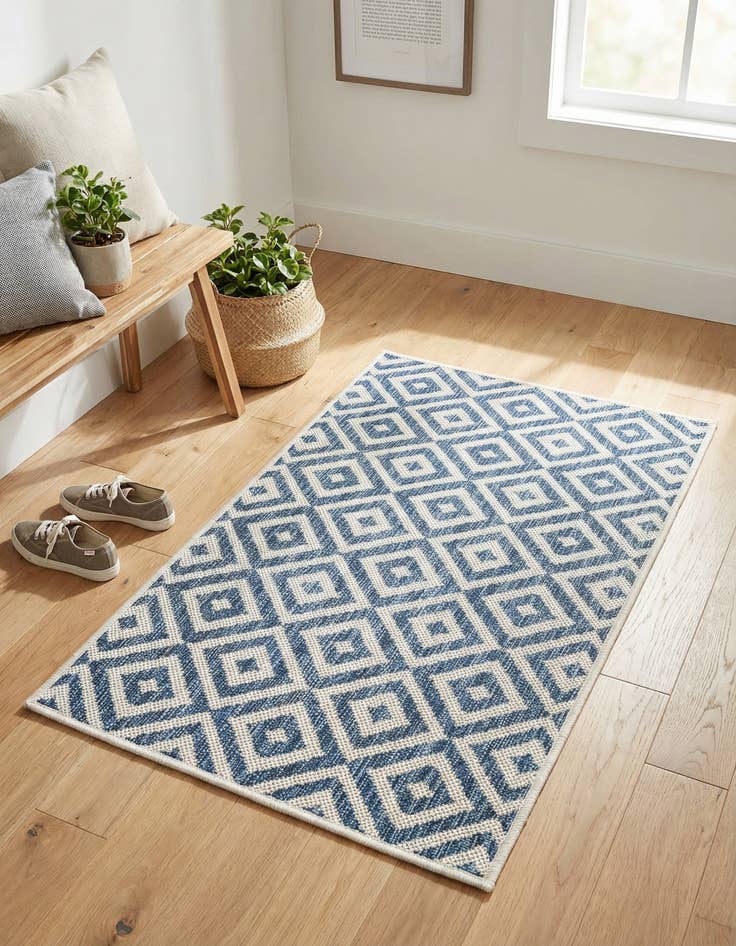 Detail image of 2' x 3' Easy-Clean Jill Zarin Costa Rica Indoor / Outdoor Rug