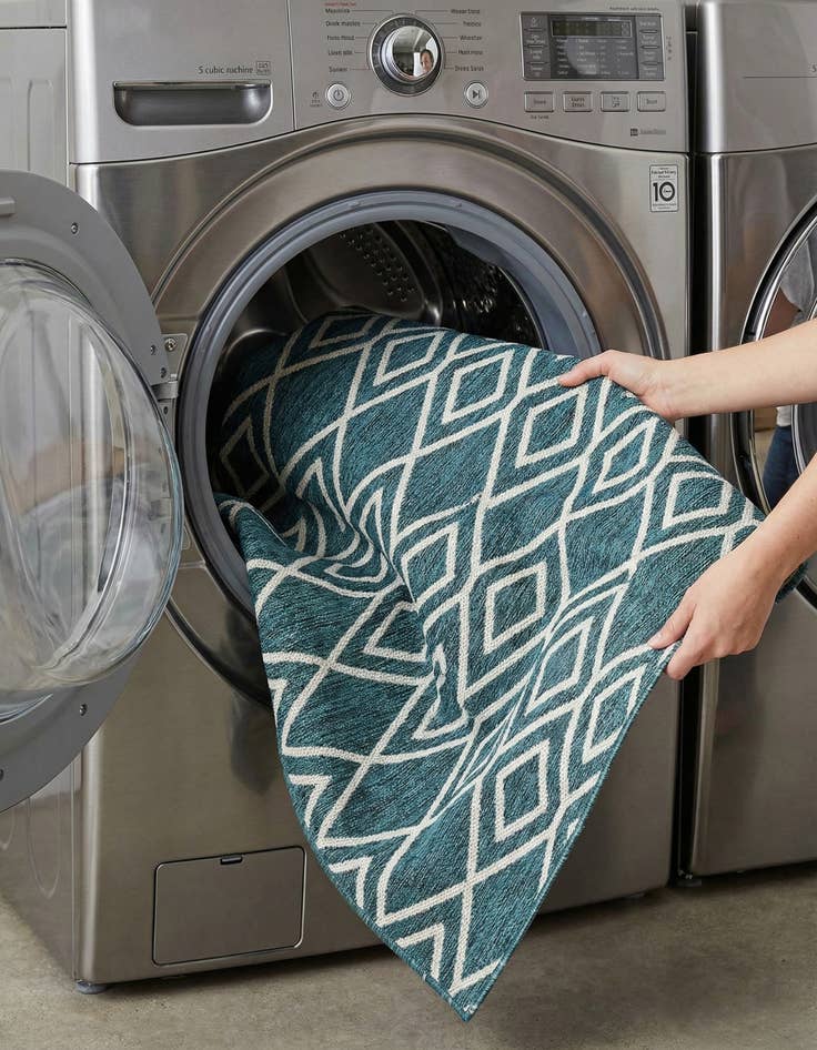 Detail image of 7' 10 x 7' 10  Washable Jill Zarin Turks and Caicos Indoor / Outdoor Square Rug