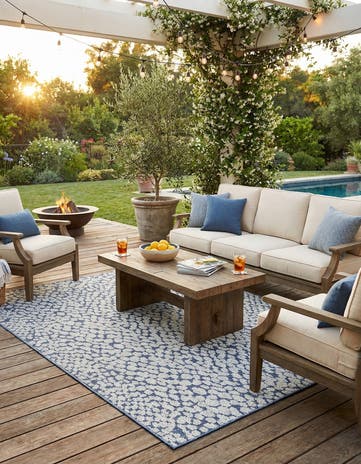 Navy Blue Easy-Clean Safari Indoor / Outdoor Rug