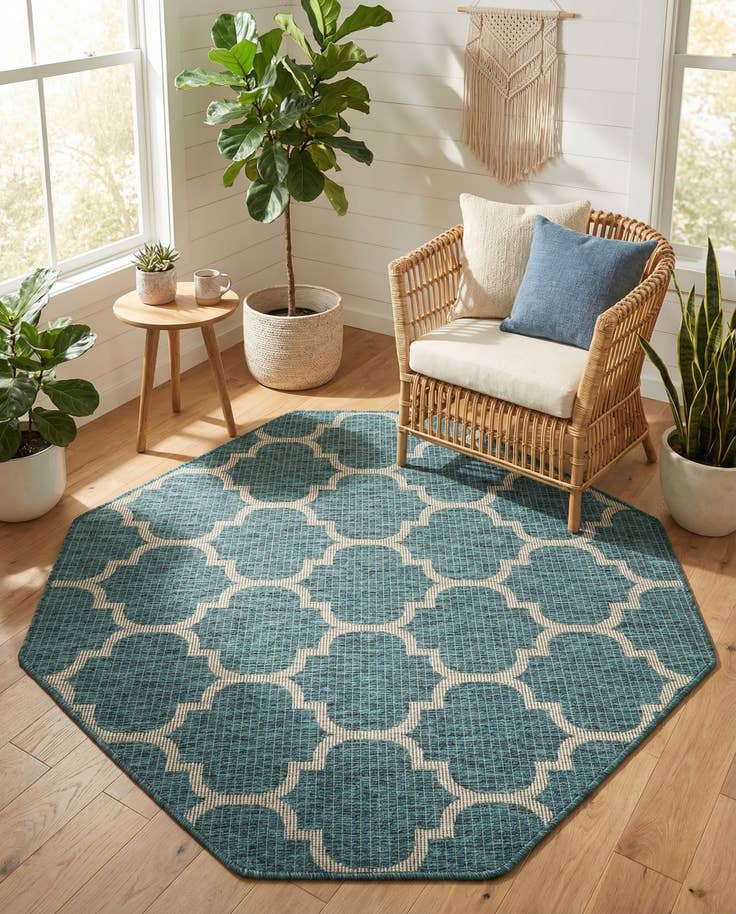 Detail image of 5' 3 x 5' 3 Easy-Clean Trellis Indoor / Outdoor Octagon Rug