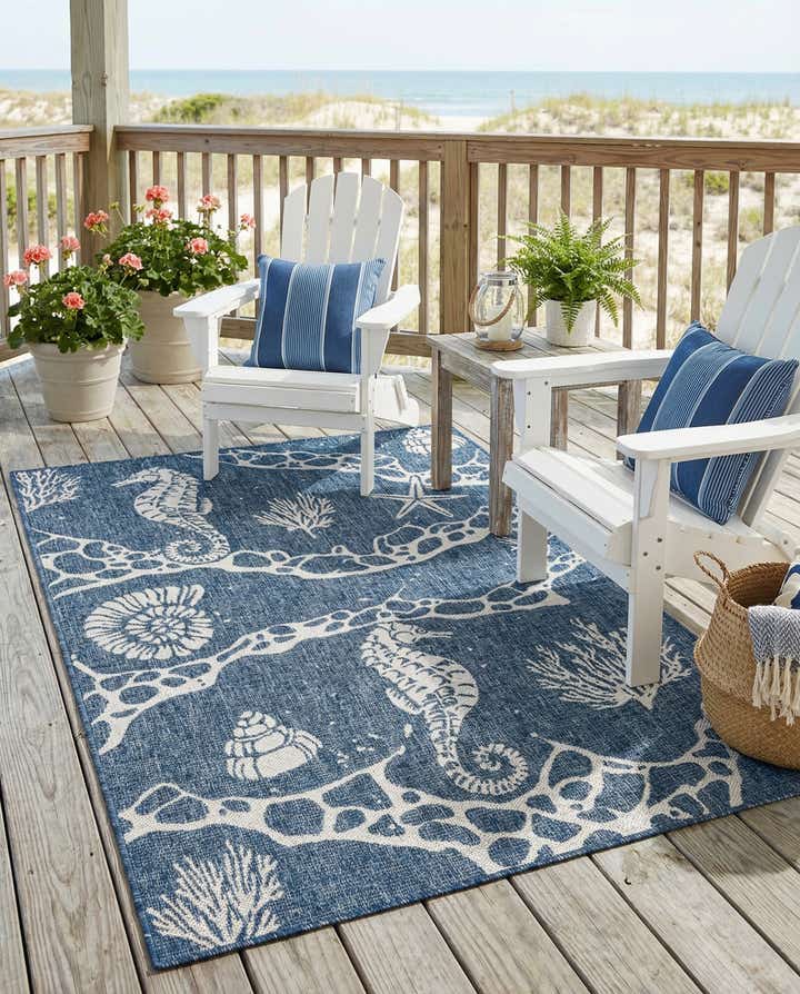 4' x 6' Easy-Clean Coastal Indoor / Outdoor Rug