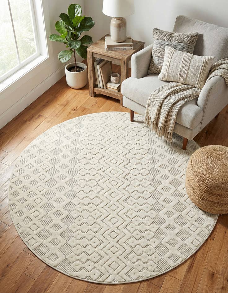 Detail image of 5' 3 x 5' 3  Washable Trellis Textured Indoor / Outdoor Round Rug