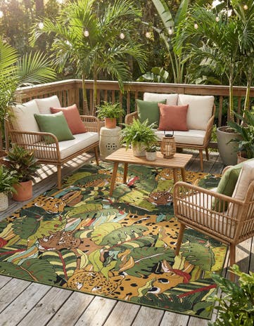 Green Easy-Clean Botanical Indoor / Outdoor Rug