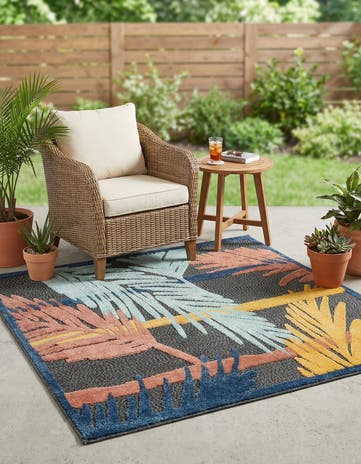 5' 3 x 5' 3 Easy-Clean Belize Indoor / Outdoor Square Rug
