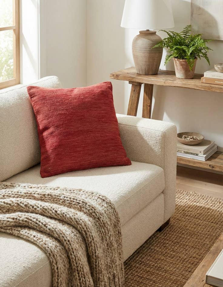 Detail image of 1' 6 x 1' 6  Hand Woven Pillow Wool Square Rug