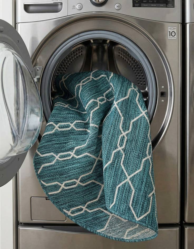 Detail image of 4' x 4'  Washable Trellis Indoor / Outdoor Round Rug