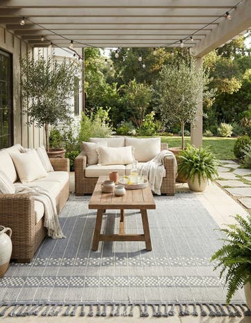 9' x 12' Easy-Clean Eco Bohemian Indoor / Outdoor Rug