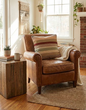 2' 5 x 2' 6 Hand Woven Pillow Wool Square Rug