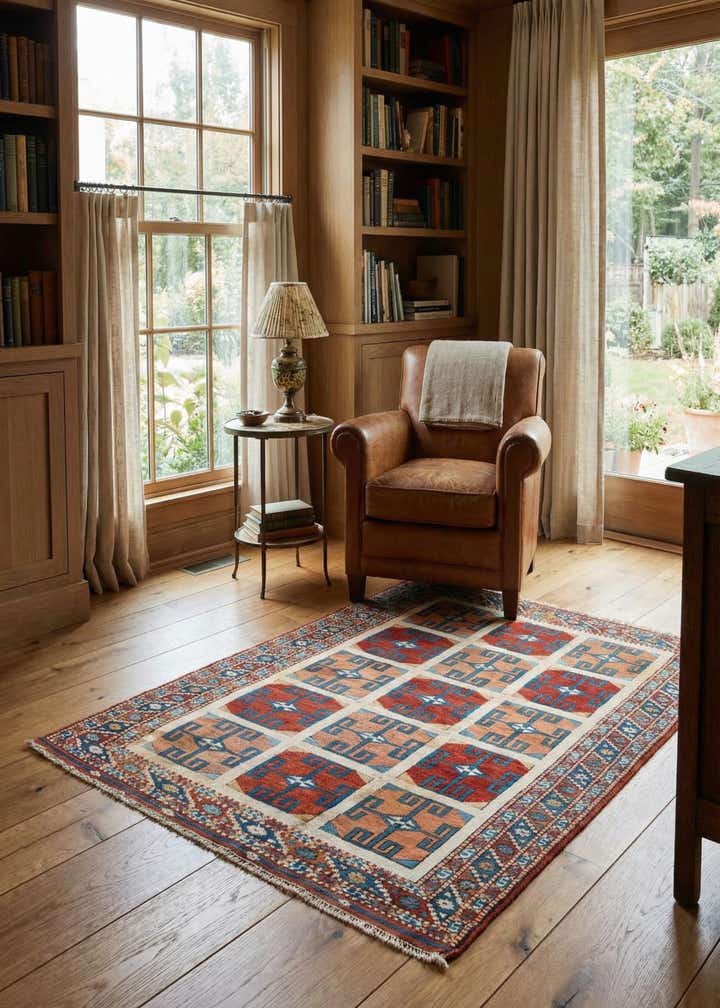 3' 8 x 5' 1 Hand Knotted Heriz Wool Rug