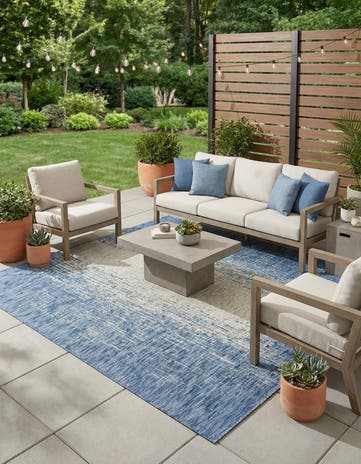 7' x 10' Easy-Clean Modern Indoor / Outdoor Rug