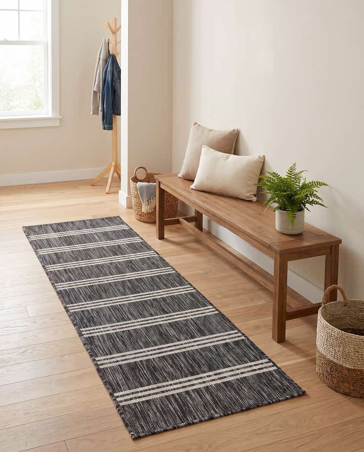 2' x 6' Easy-Clean Jill Zarin Anguilla Indoor / Outdoor Runner Rug