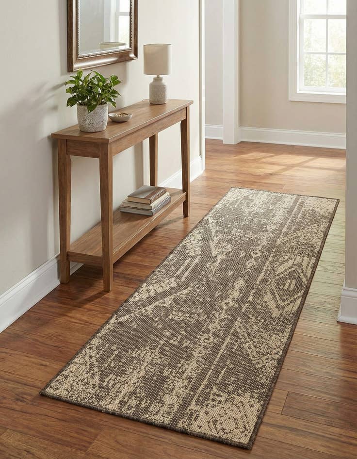 Detail image of 2' x 5' 3 Dunes Runner Rug