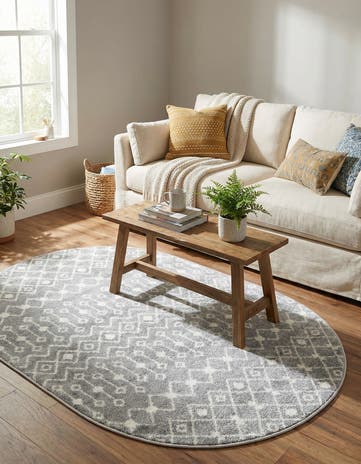 4' x 6' Moroccan Trellis Oval Rug