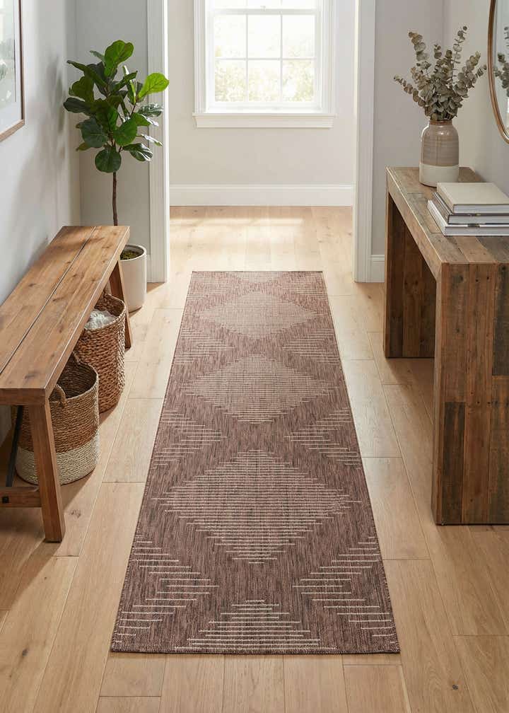2' 7 x 12' Easy-Clean Modern Indoor / Outdoor Runner Rug