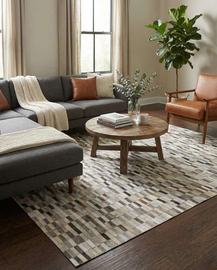 5' x 8' Cowhide Stocks Rug