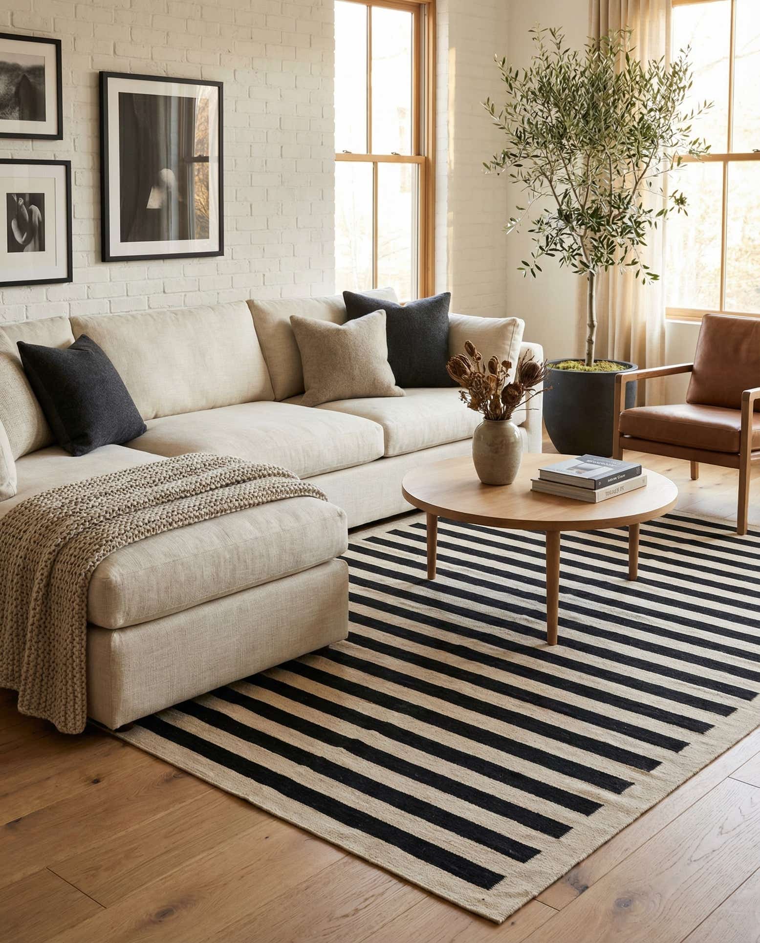 6' 8 x 9' 8 Hand Woven Kilim Modern Wool Rug