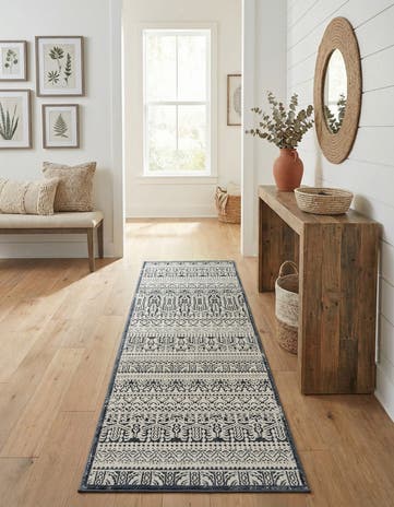 Jill Zarin 2' 7 x 8' Uptown Cloisters Runner Rug
