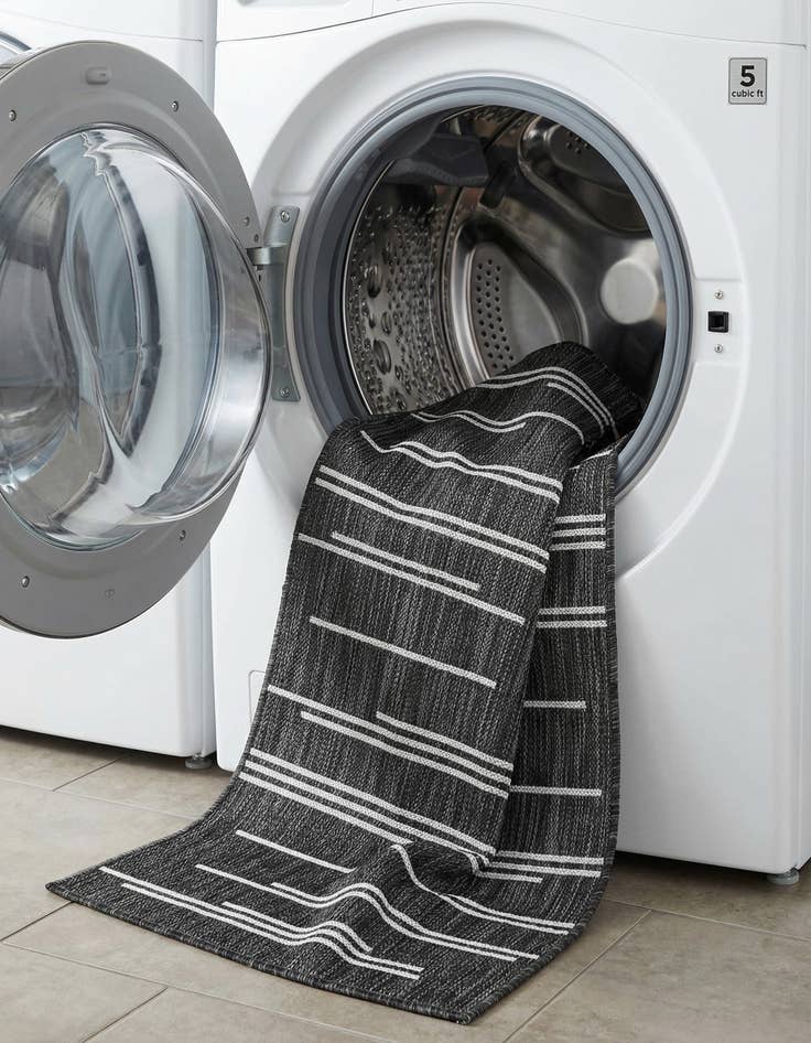 Detail image of  2' x 8'  Washable Modern Indoor / Outdoor Runner Rug