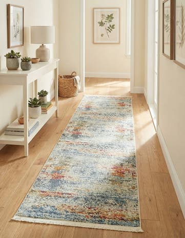 2' 7 x 10' Santiago Runner Rug