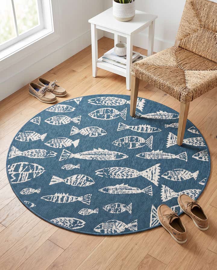 4' x 4' Easy-Clean Coastal Indoor / Outdoor Round Rug